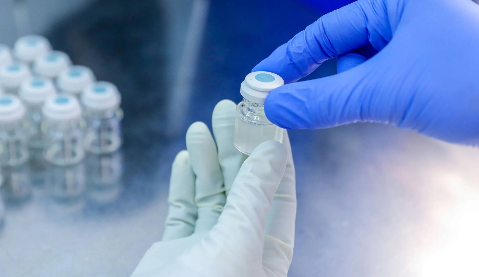 вакцина против COVID-19