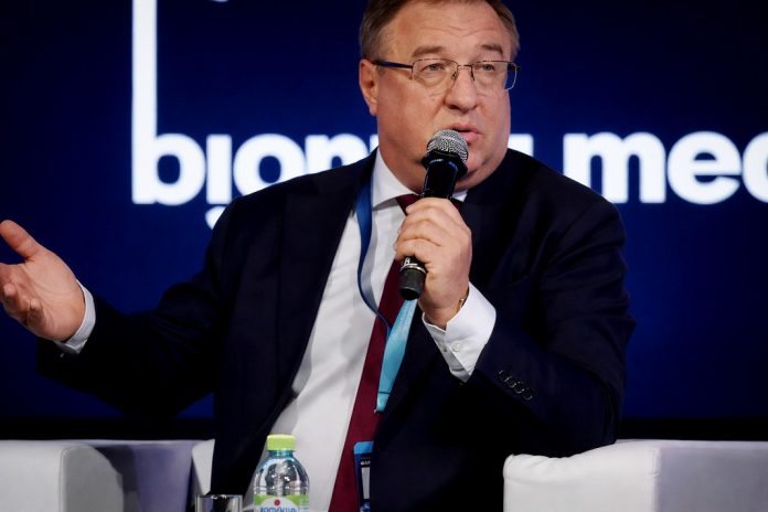 Vladislav Shestakov, Director of the FSI 